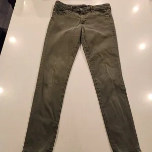 Adriano Goldshmied The Abbey Ankle jeans. Size 28/28