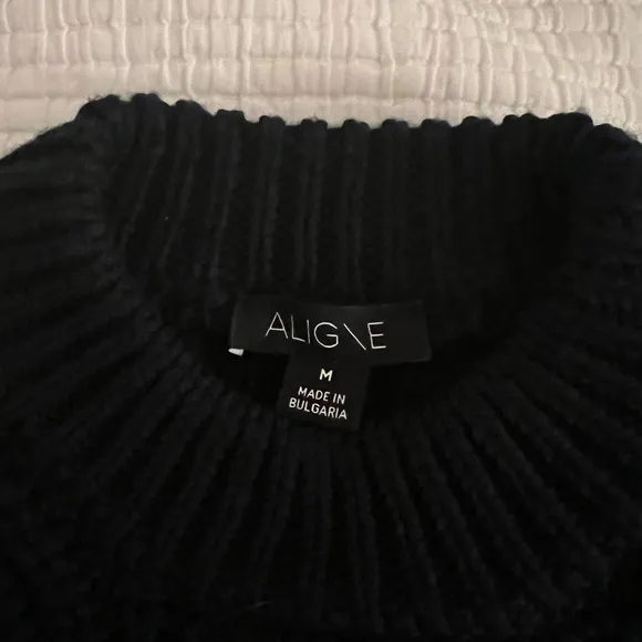 ALIGNE Navy Wool Sweater