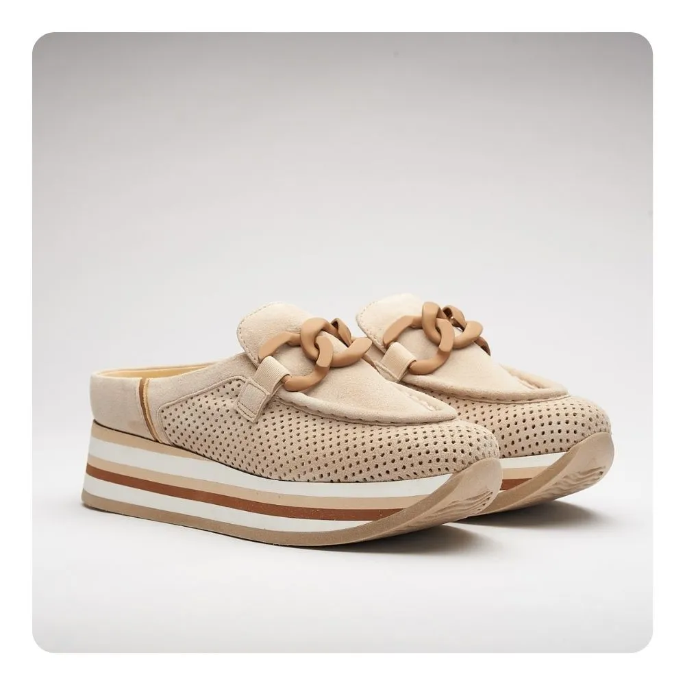 Carlissa Sneaker