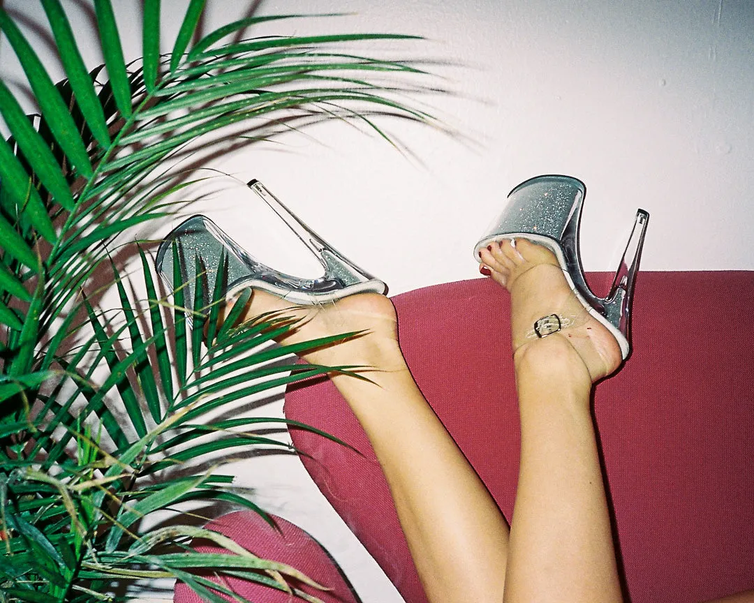 CHELSEA NYEGAARD | Smoky Taboo