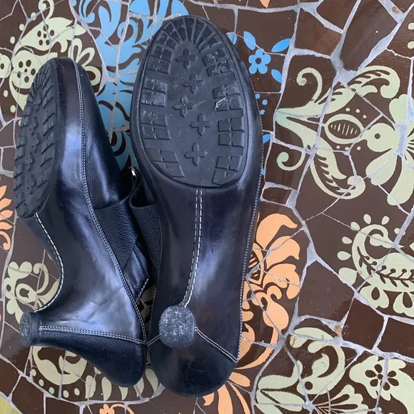 COLE HAAN MULE HEEL Sz: 9M