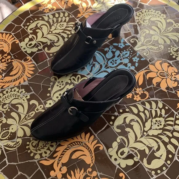 COLE HAAN MULE HEEL Sz: 9M