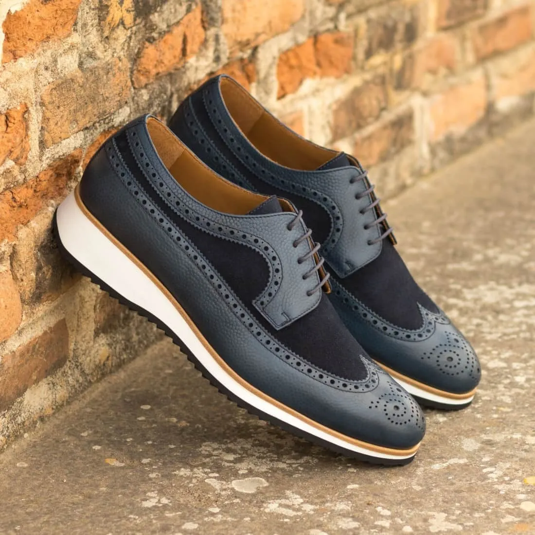 Derbie Brogue fleuri en cuir et daim bleu marine - Semelles Sport