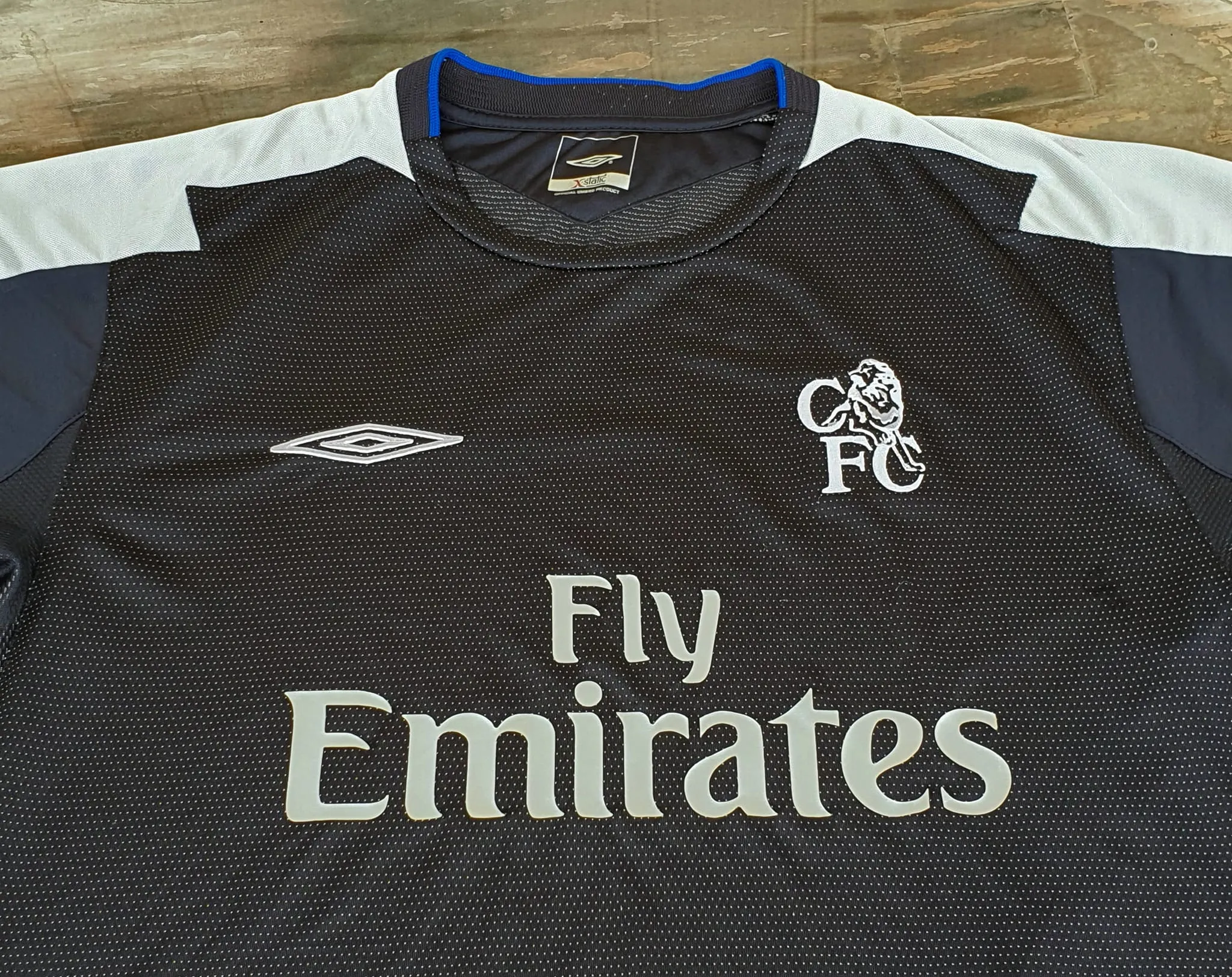 ENGLISH PREMIER CHELSEA 2004-05 PREMIER LEAGUE & LEAGUE CUP CHAMPION JERSEY AUTHENTIC UMBRO AWAY SHIRT L   SOLD OUT!!
