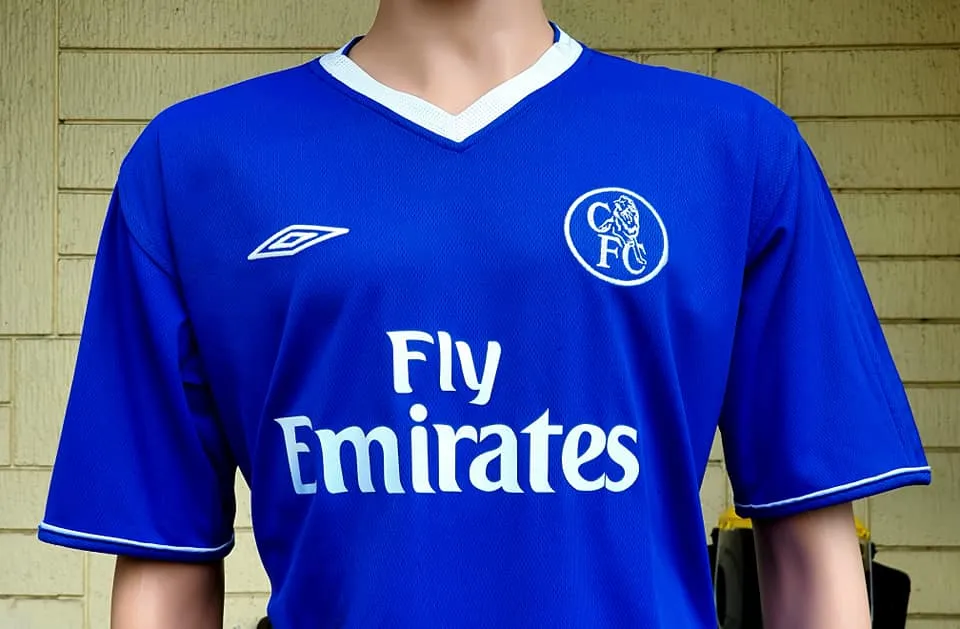 ENGLISH PREMIER CHELSEA 2004-05 PREMIER LEAGUE & LEAGUE CUP CHAMPION LEGENDARY ZOLA 25 JERSEY UMBRO REVERSIBLE SHIRT L  SOLD OUT!