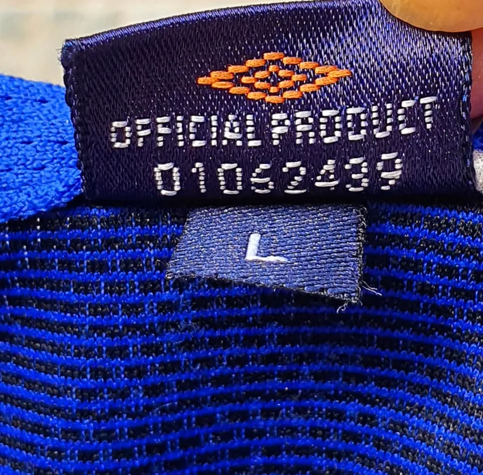 ENGLISH PREMIER CHELSEA 2004-05 PREMIER LEAGUE & LEAGUE CUP CHAMPION LEGENDARY ZOLA 25 JERSEY UMBRO REVERSIBLE SHIRT L  SOLD OUT!