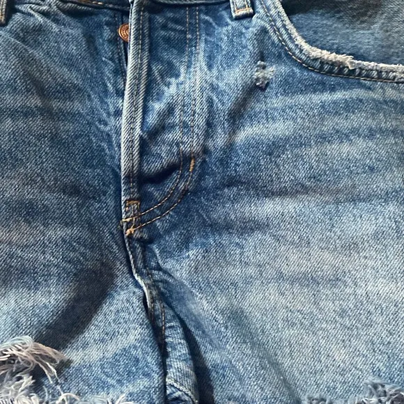 Free people Good Times Relaxed Shorts dark rinse size 27