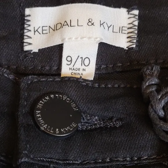 Kendall &amp; Kylie Jeans | NEW | High-Rise | Distressed | Black | Celeb-Style