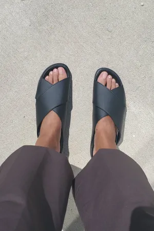 Kiko Crossover Slide - Black