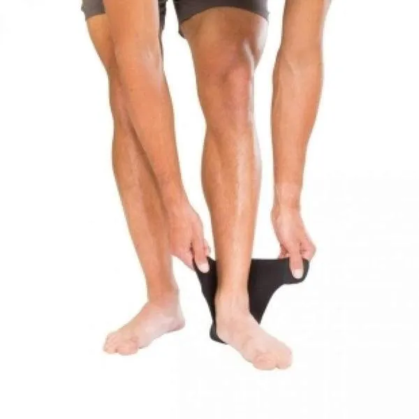 MUE4363 Mueller Wrap Around Ankle Support Universal