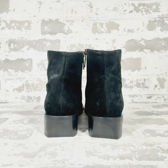 New Aquatalia Reeta Luxe Black Suede Ankle Bootie T590