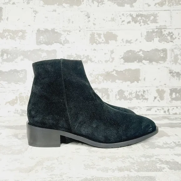 New Aquatalia Reeta Luxe Black Suede Ankle Bootie T590