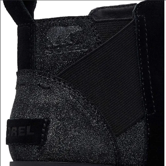 NIB Sorel Youth Emelie Chelsea Boot