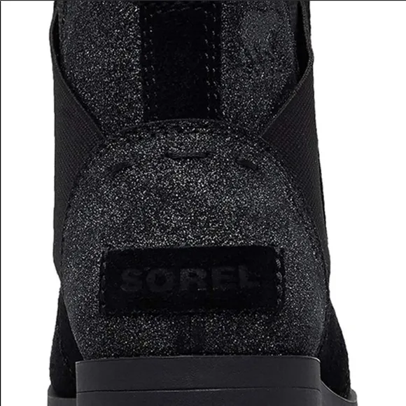NIB Sorel Youth Emelie Chelsea Boot
