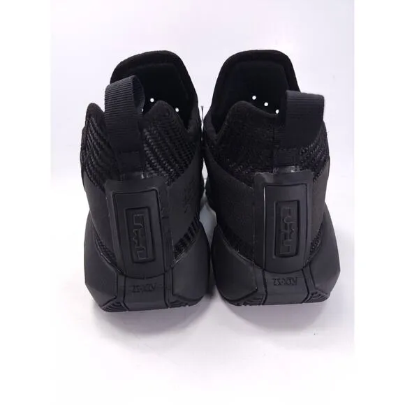 Nike LeBron Soldier 14 Athletic Lace Up Shoe Mens Size 8 CK6024-003 Black