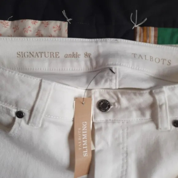 NWT Talbots Petites Signature Slim Ankle white denim jeans size 8P