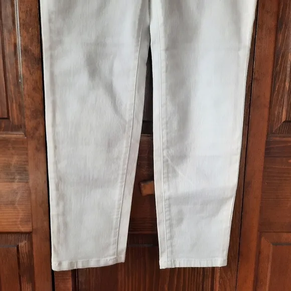 NWT Talbots Petites Signature Slim Ankle white denim jeans size 8P