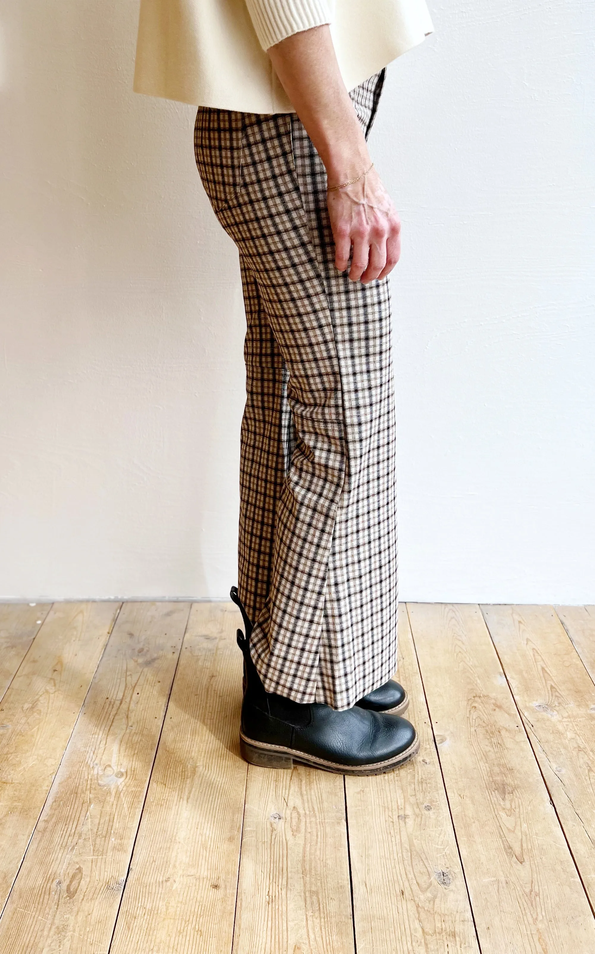 Plaid 70's crop flare pants