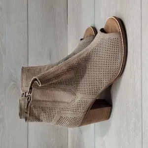 Toms Women Majorca Ankle Heels Boots shoes sz 8.5