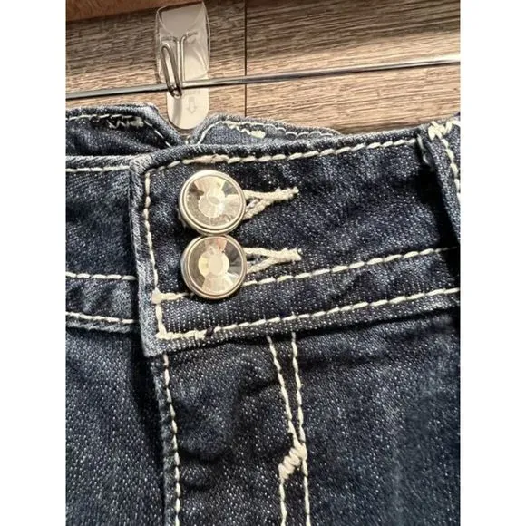 Vigoss The Chelsea Rhinestone Capri Distressed Jeans Size 11/12