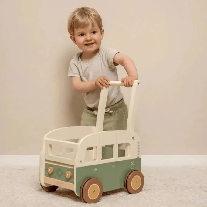 Vintage Walker Wagon - 12M 