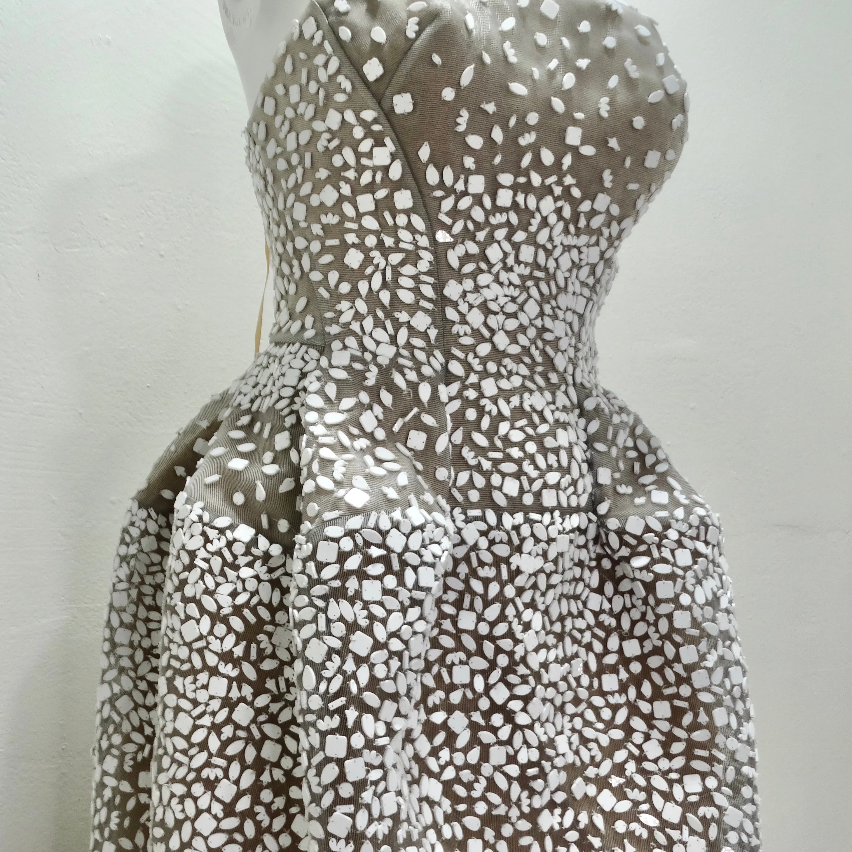 Zac Posen Spring 2017 Strapless Shell Embroidered Dress